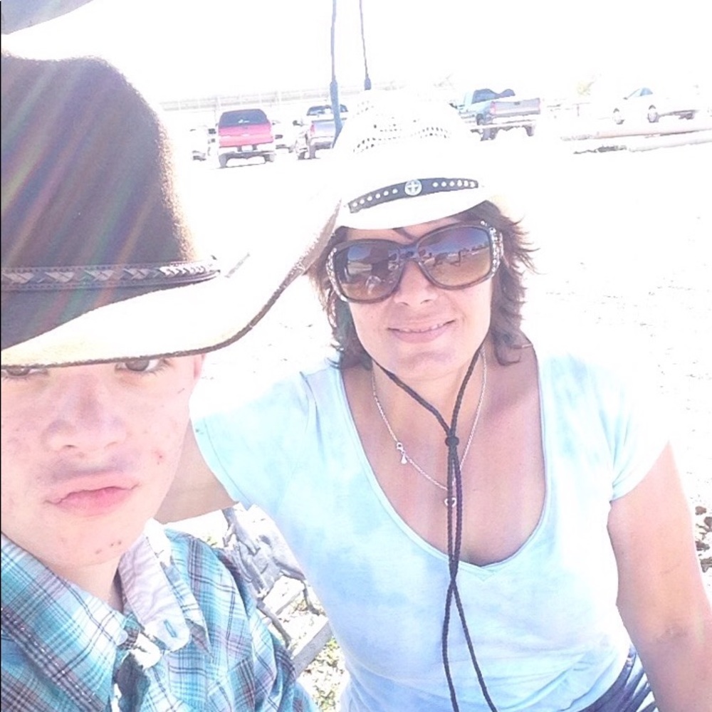 Meet your Posher, Jeannette